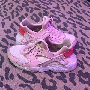 Nike Kids Pink Hurraches